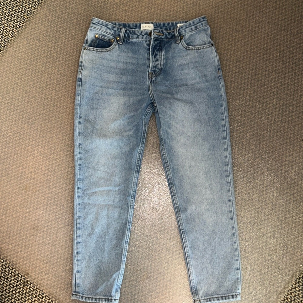 **Buffalo David Britton Jeans Payton hi rise girlfriend rigid Size 28